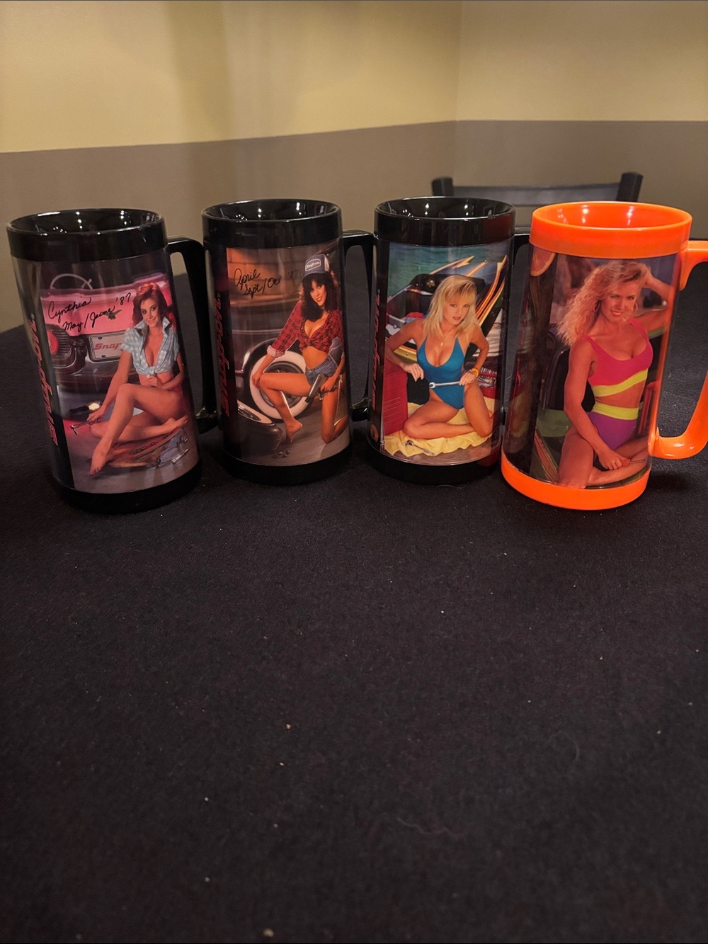 Vintage Snap-on Plastic Mugs - Set of 4 (Black & Orange)